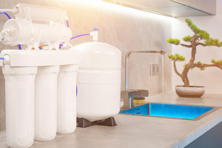 5 reasons all homes need a water purifier