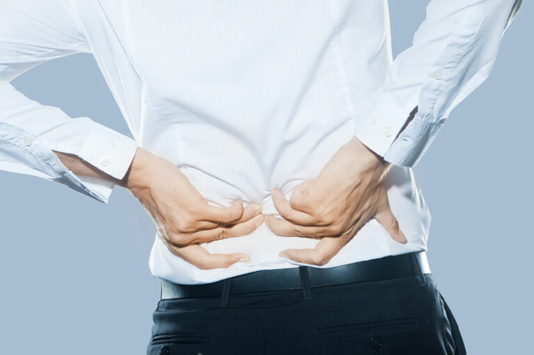 Foods to eat and tips to manage back pain