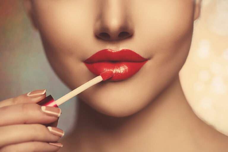 Avoid these 5 common lipstick mistakes