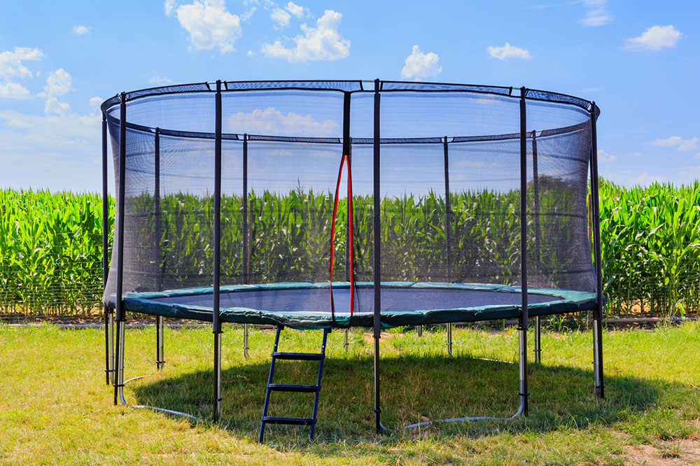 5 must-have trampoline accessories