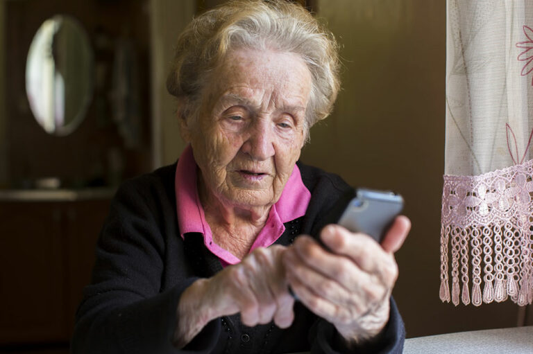 5 phone plans for senior citizens